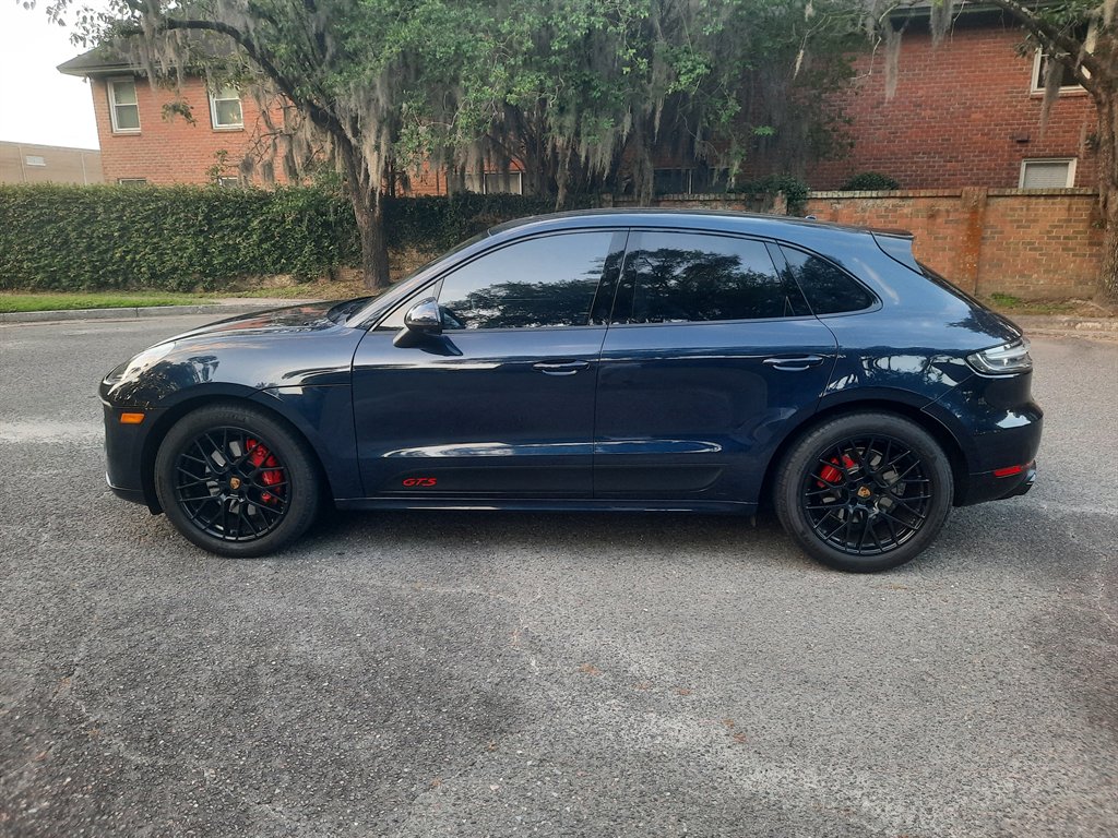 2021 Porsche Macan GTS's photo